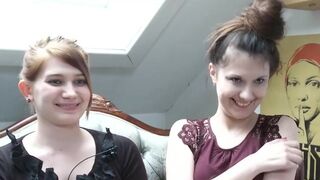 Ersties: Geiler Fußsex mit Ina und Maria M.