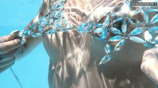 Very sparkly bikini babe Zazie Skymm